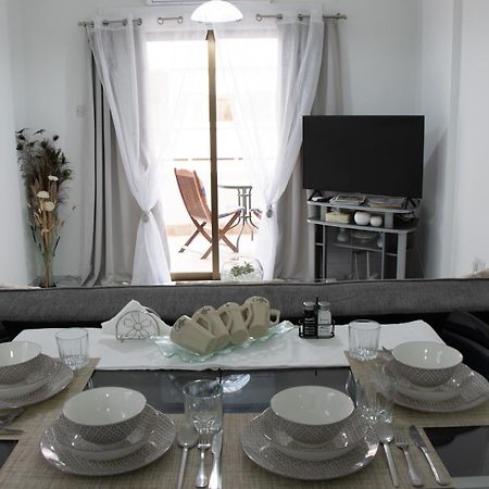 לרנקה Apartment,Near The Beach Pinikoudes מראה חיצוני תמונה