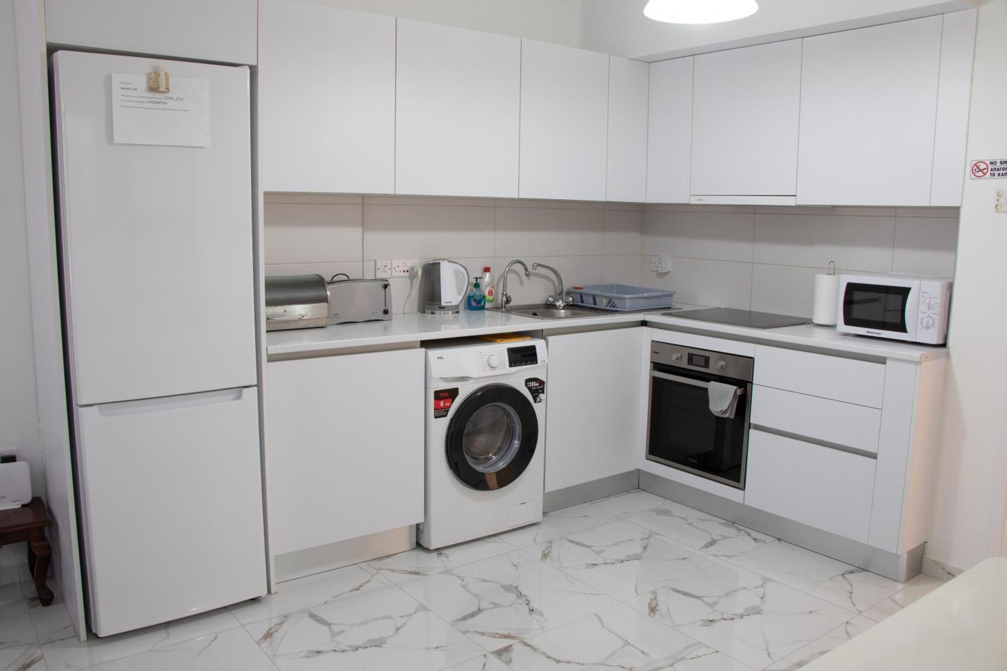 לרנקה Apartment,Near The Beach Pinikoudes מראה חיצוני תמונה